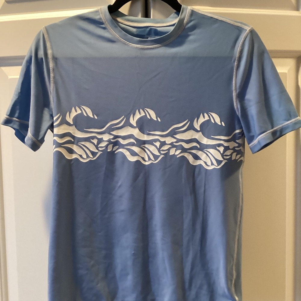 Gap short sleeve swim shirt / rash guard light blue